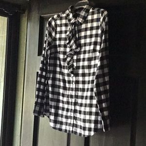 LAST CHANCE. Banana Republic Ruffled Plaid Shirt